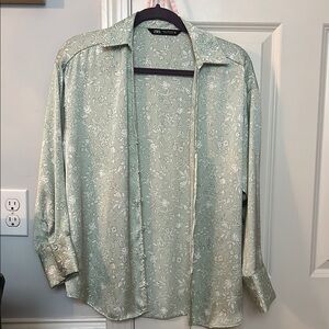 Zara Green Casual Button Down Shirt with Satin Sheen